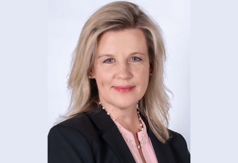 Professor Julie Honey